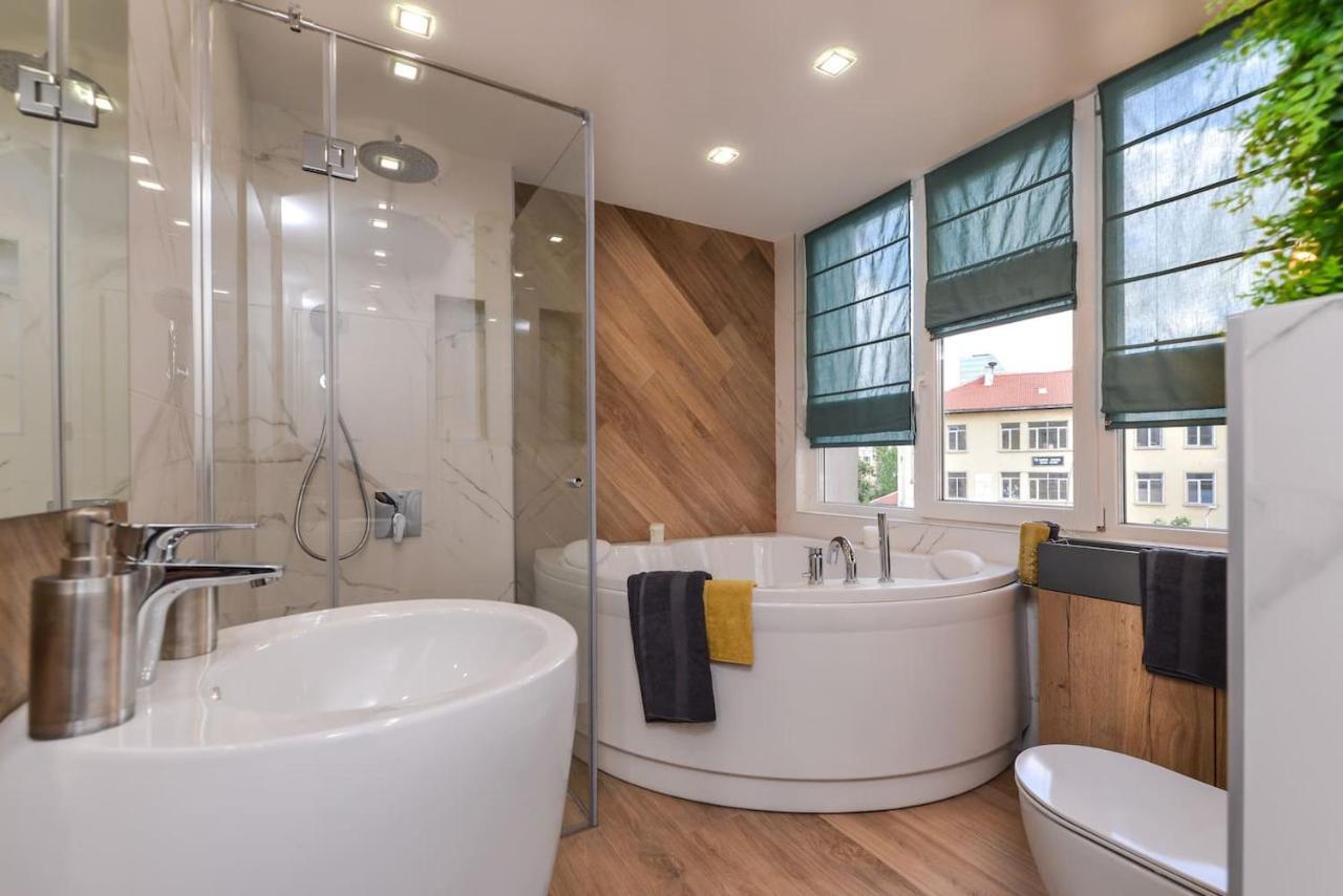Urban Eden - Lux & Style, 2-Bedroom, 2-Bathroom Szófia Kültér fotó